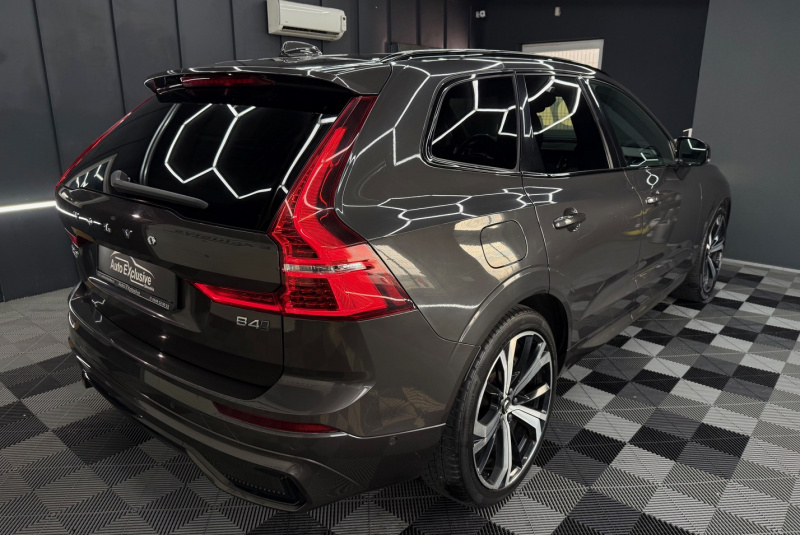 Ponuka vozidiel / Volvo XC60 2.0 B4 mHEV R-Design AWD A/T - video Ponuka vozidiel / Volvo XC60 2.0 B4 mHEV R-Design AWD A/T - video