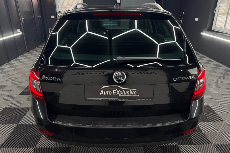  Ponuka vozidiel / Škoda Octavia Combi 2.0 TDI Ambition DSG - video