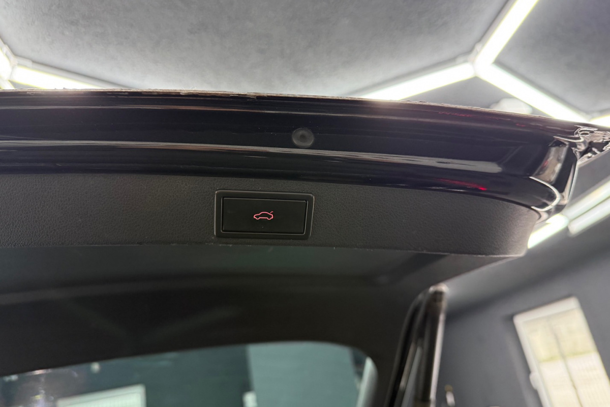 Ponuka vozidiel / Škoda Octavia Combi 2.0 TDI Ambition DSG - video