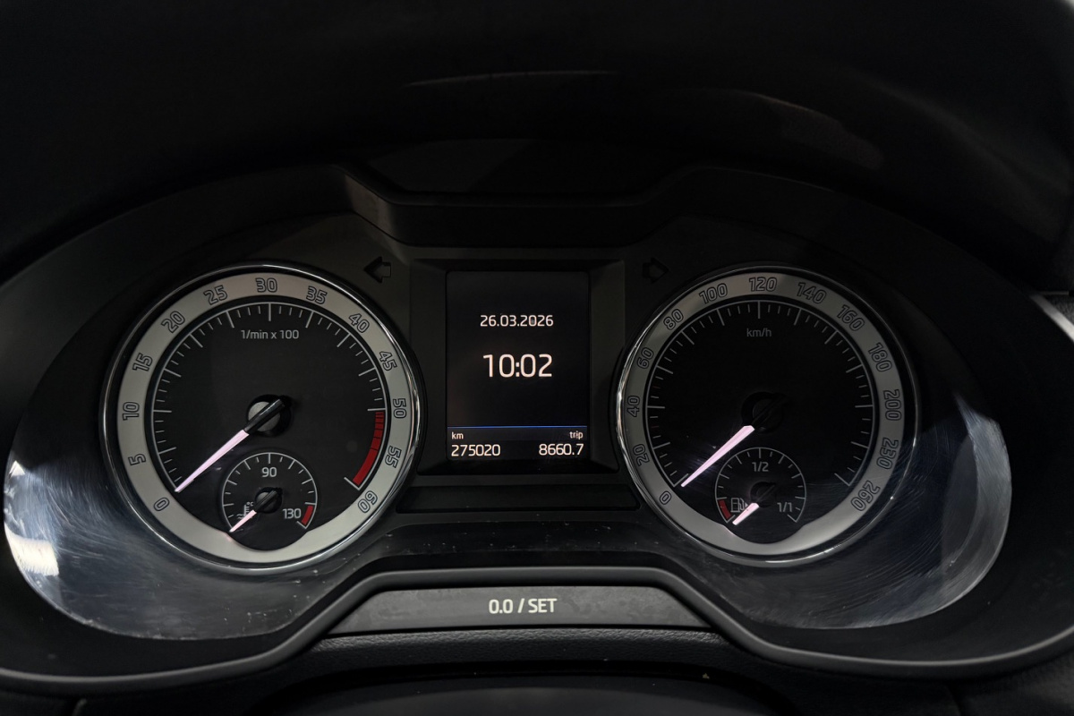 Ponuka vozidiel / Škoda Octavia Combi 2.0 TDI Ambition DSG - video