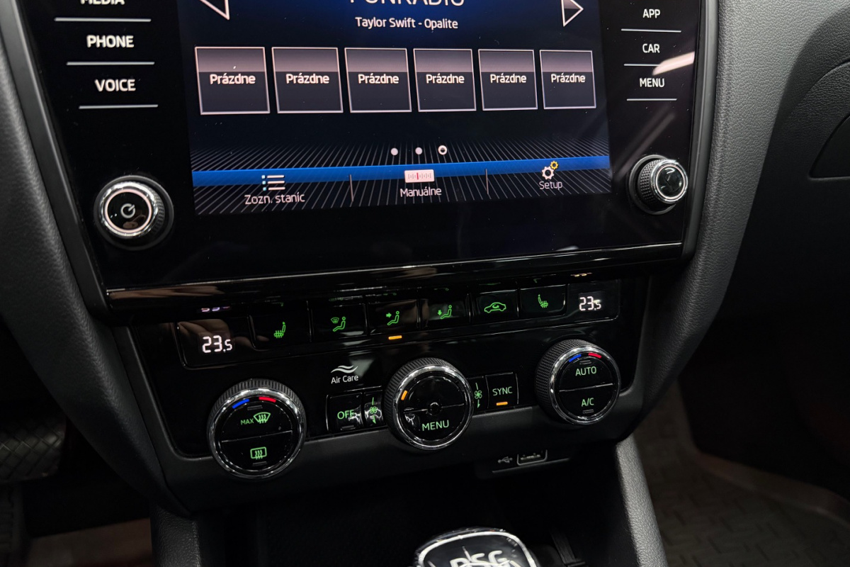 Ponuka vozidiel / Škoda Octavia Combi 2.0 TDI Ambition DSG - video Ponuka vozidiel / Škoda Octavia Combi 2.0 TDI Ambition DSG - video