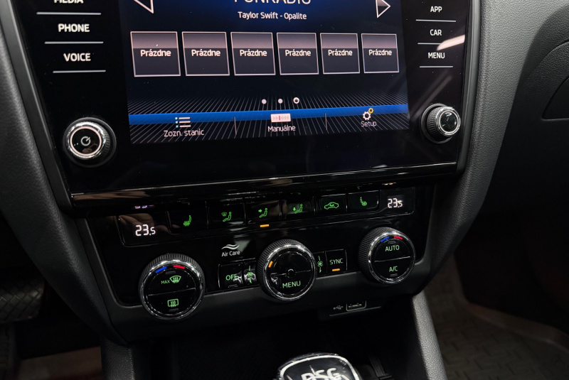  Ponuka vozidiel / Škoda Octavia Combi 2.0 TDI Ambition DSG - video