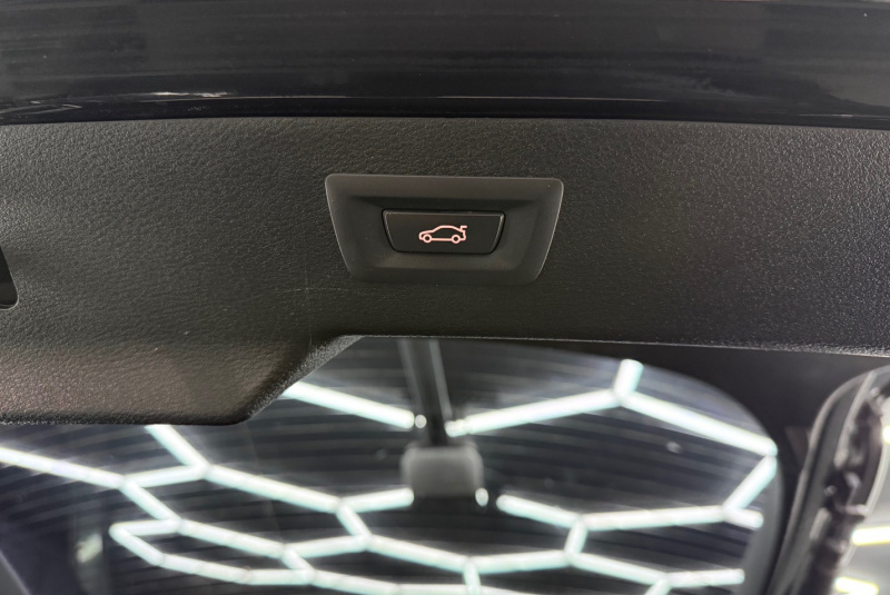  Ponuka vozidiel / BMW X6 xDrive 30d Standard A/T - video