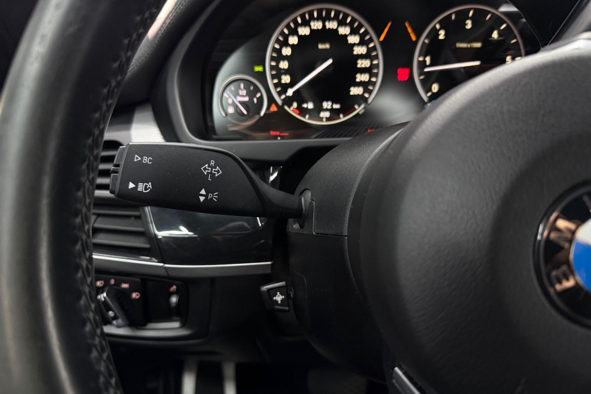 Ponuka vozidiel / BMW X6 xDrive 30d Standard A/T - video