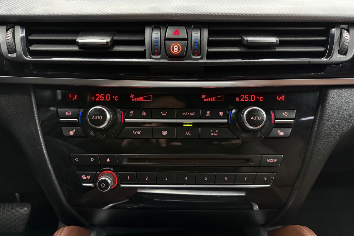 Ponuka vozidiel / BMW X6 xDrive 30d Standard A/T - video Ponuka vozidiel / BMW X6 xDrive 30d Standard A/T - video