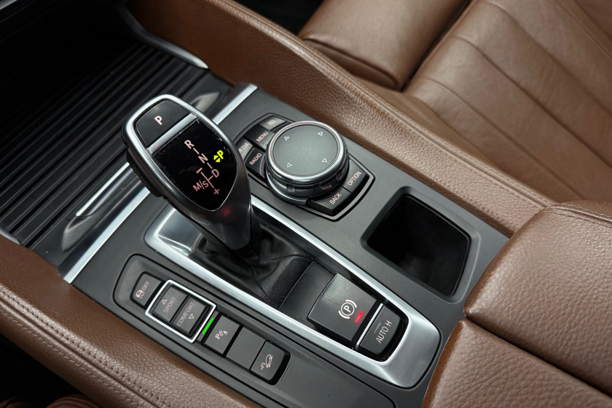 Ponuka vozidiel / BMW X6 xDrive 30d Standard A/T - video Ponuka vozidiel / BMW X6 xDrive 30d Standard A/T - video