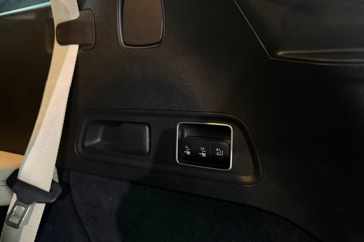 Ponuka vozidiel / Mercedes-Benz GLS 450 mHEV 4MATIC AMG - video