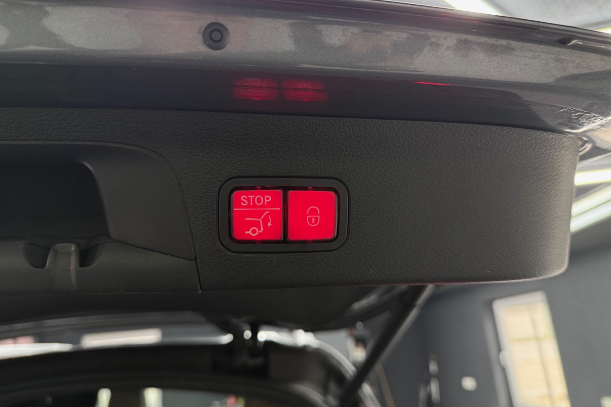 Ponuka vozidiel / Mercedes-Benz GLS 450 mHEV 4MATIC AMG - video