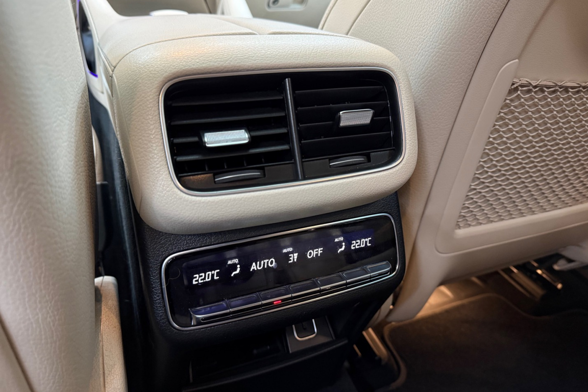 Ponuka vozidiel / Mercedes-Benz GLS 450 mHEV 4MATIC AMG - video Ponuka vozidiel / Mercedes-Benz GLS 450 mHEV 4MATIC AMG - video