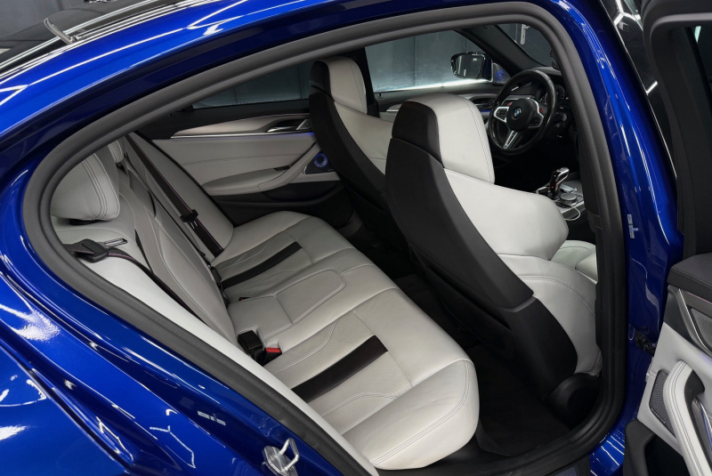  Ponuka vozidiel / BMW M5 COMPETITION - AKRAPOVIČ - KERAMICKÉ BRZDY - CARBON - video