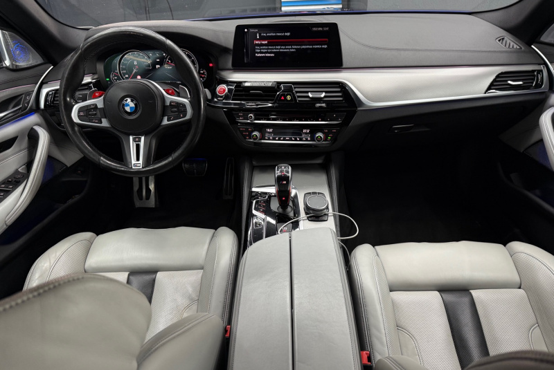  Ponuka vozidiel / BMW M5 COMPETITION - AKRAPOVIČ - KERAMICKÉ BRZDY - CARBON - video