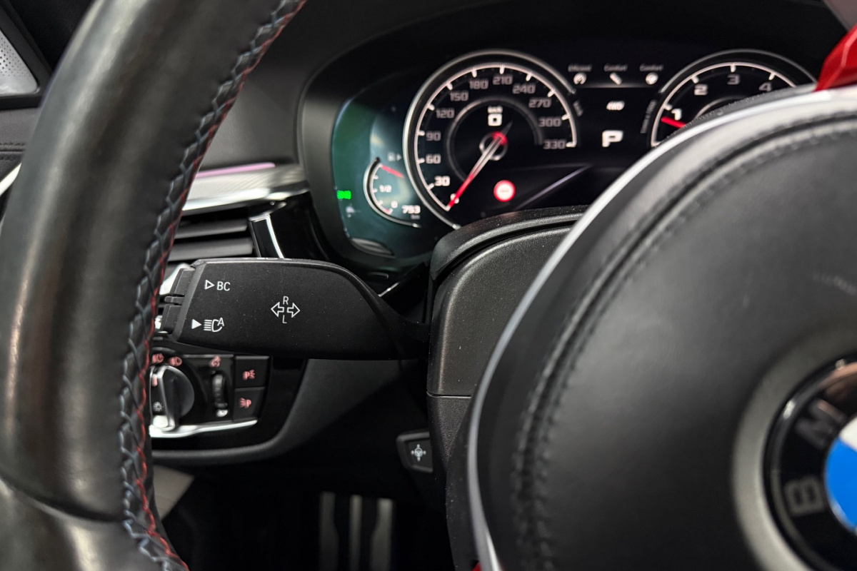 Ponuka vozidiel / BMW M5 COMPETITION - AKRAPOVIČ - KERAMICKÉ BRZDY - CARBON - video