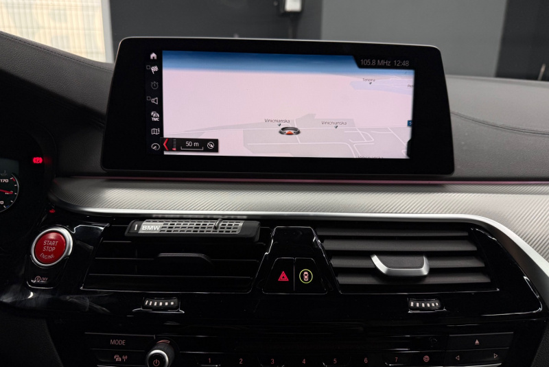 Ponuka vozidiel / BMW M5 COMPETITION - AKRAPOVIČ - KERAMICKÉ BRZDY - CARBON - video Ponuka vozidiel / BMW M5 COMPETITION - AKRAPOVIČ - KERAMICKÉ BRZDY - CARBON - video