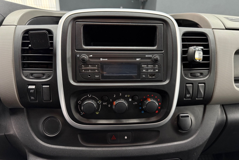  Ponuka vozidiel / Renault Trafic 1.6 - video