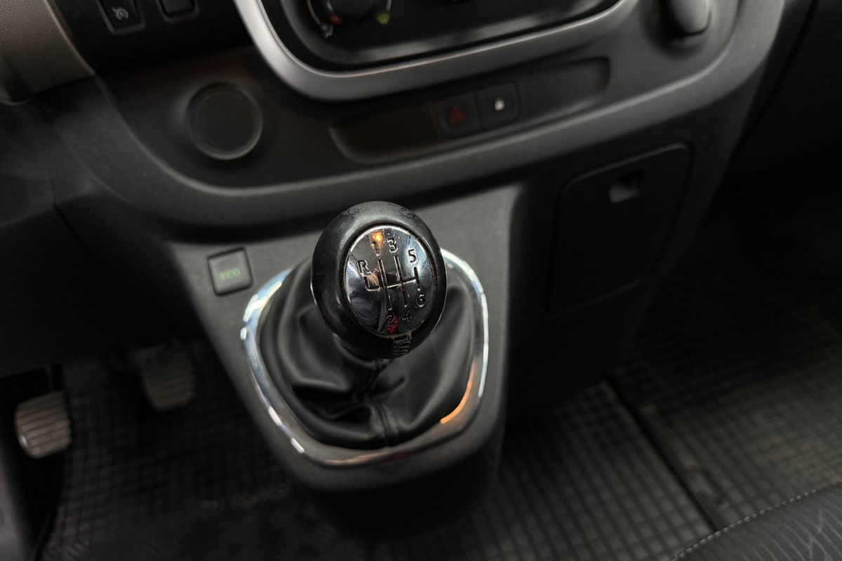 Ponuka vozidiel / Renault Trafic 1.6 - video