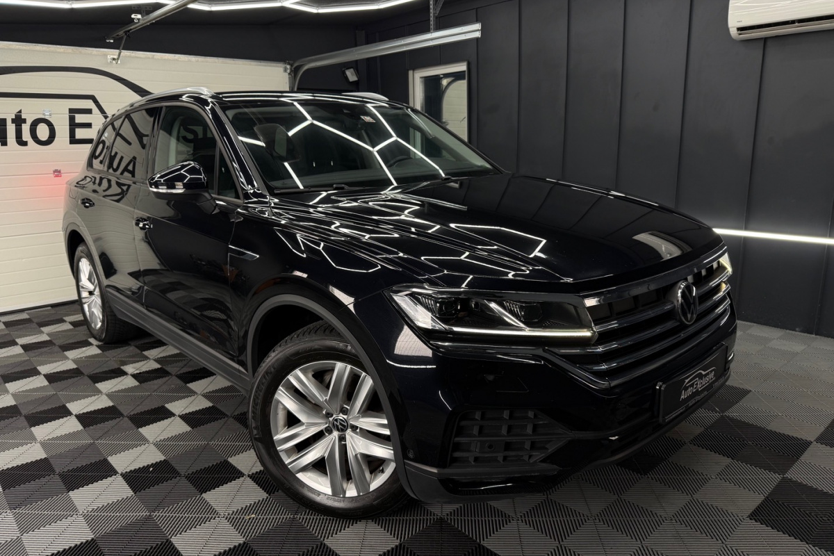 Ponuka vozidiel / Volkswagen Touareg 3.0 V6 TDI SCR Elegance 4Motion Tiptronic - video