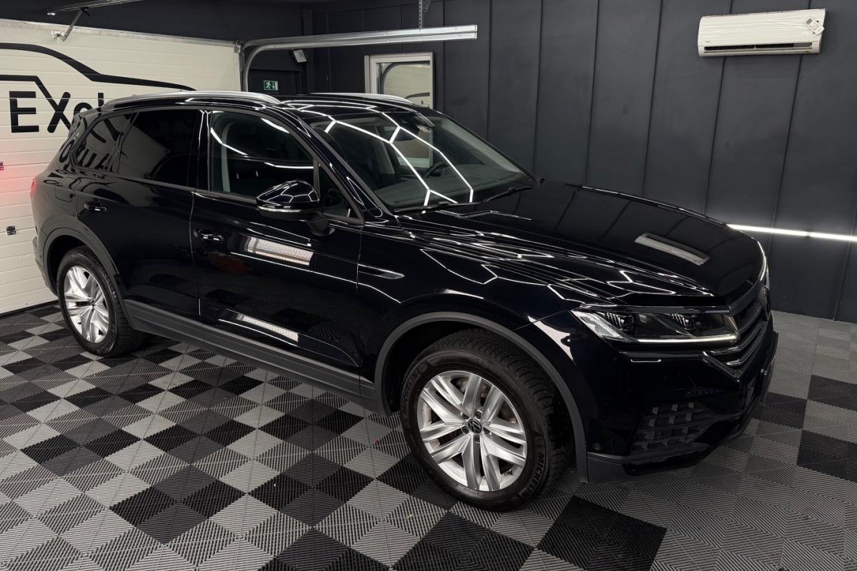 Ponuka vozidiel / Volkswagen Touareg 3.0 V6 TDI SCR Elegance 4Motion Tiptronic - video Ponuka vozidiel / Volkswagen Touareg 3.0 V6 TDI SCR Elegance 4Motion Tiptronic - video