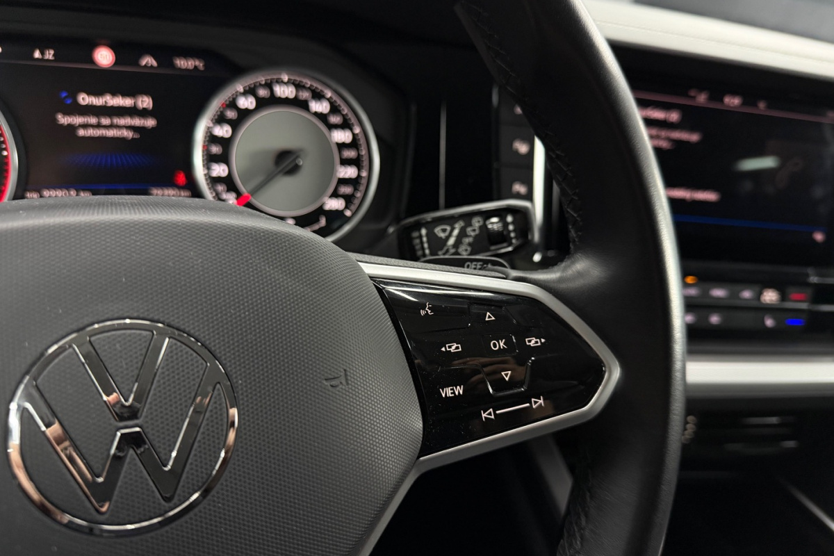 Ponuka vozidiel / Volkswagen Touareg 3.0 V6 TDI SCR Elegance 4Motion Tiptronic - video