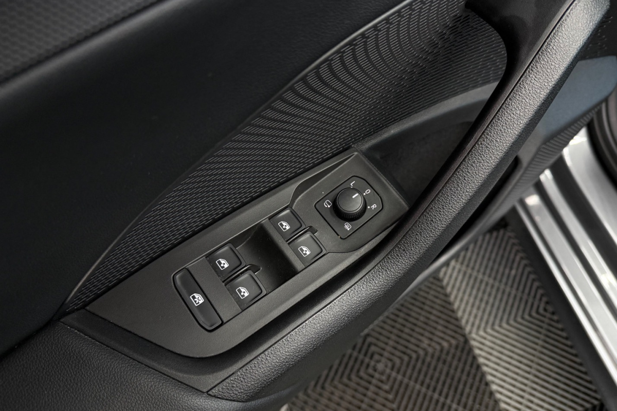 Ponuka vozidiel / Škoda Octavia Combi 1.0 TSI e-TEC Style DSG - video