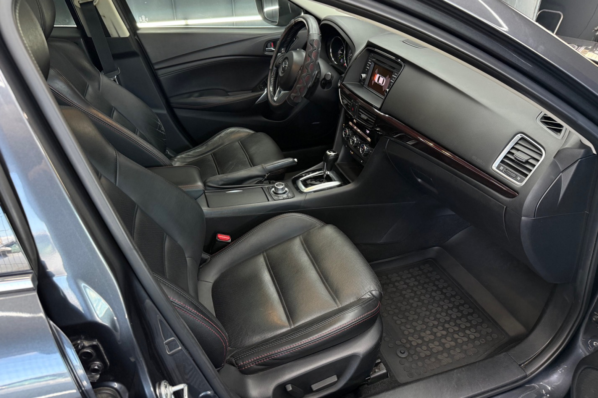 Ponuka vozidiel / Mazda 6 Combi (Wagon) 6 2.5 Skyactiv-G Revolution A/T - video