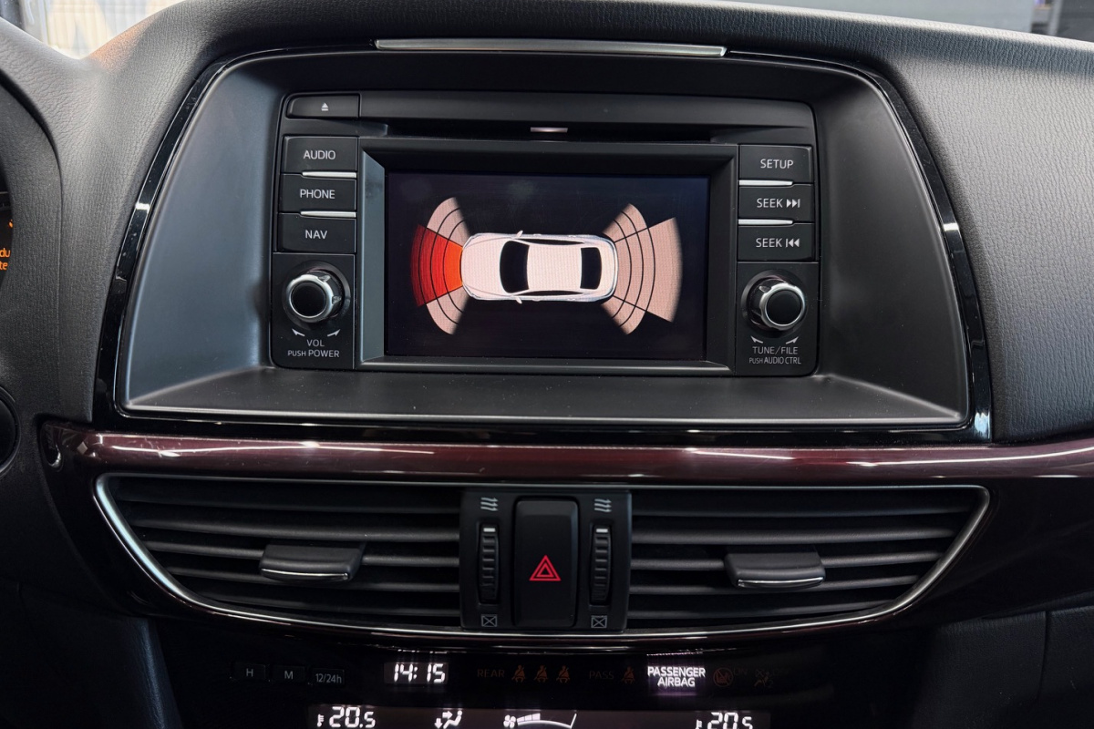 Ponuka vozidiel / Mazda 6 Combi (Wagon) 6 2.5 Skyactiv-G Revolution A/T - video Ponuka vozidiel / Mazda 6 Combi (Wagon) 6 2.5 Skyactiv-G Revolution A/T - video