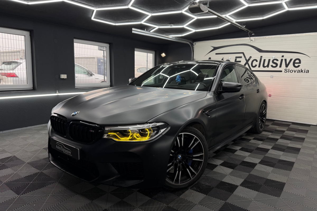 Ponuka vozidiel / BMW M5 4.4 V8 xDrive Remus - video