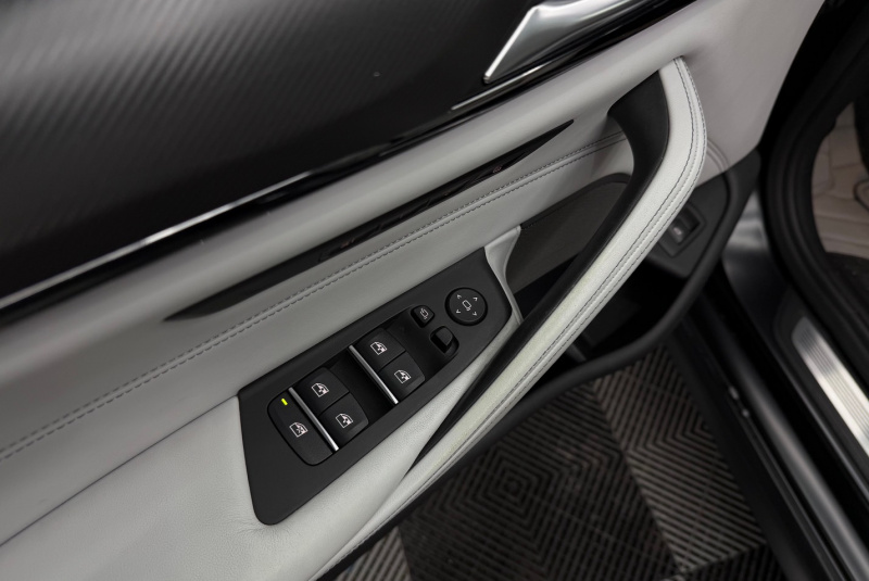 Ponuka vozidiel / BMW M5 4.4 V8 xDrive Remus - video Ponuka vozidiel / BMW M5 4.4 V8 xDrive Remus - video