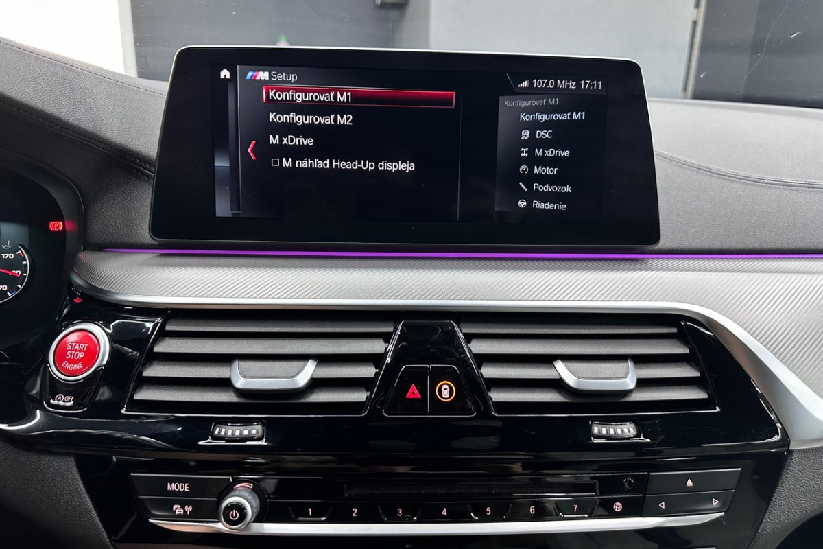 Ponuka vozidiel / BMW M5 4.4 V8 xDrive Remus - video