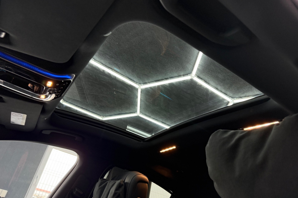 Ponuka vozidiel / Mercedes-Benz S trieda Sedan 350 d 4MATIC A/T - video