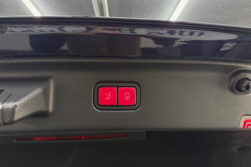 Ponuka vozidiel / Mercedes-Benz S trieda Sedan 350 d 4MATIC A/T - video Ponuka vozidiel / Mercedes-Benz S trieda Sedan 350 d 4MATIC A/T - video