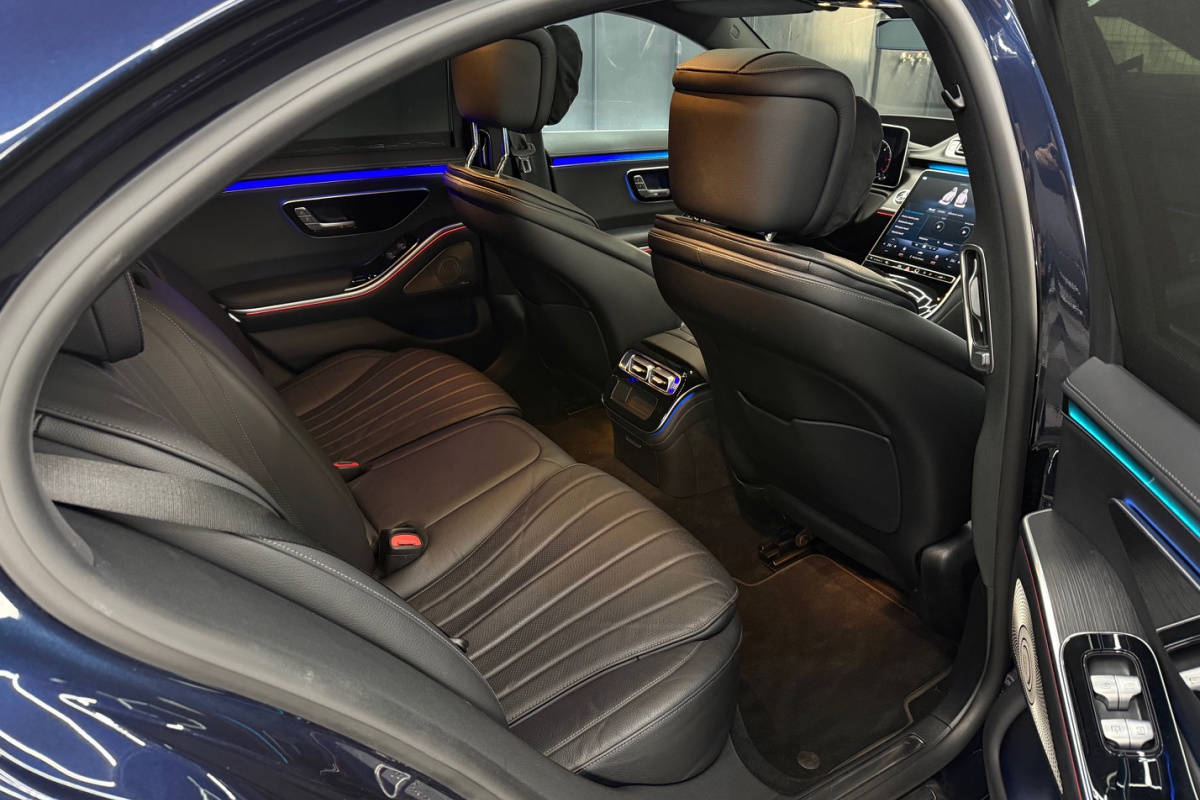 Ponuka vozidiel / Mercedes-Benz S trieda Sedan 350 d 4MATIC A/T - video