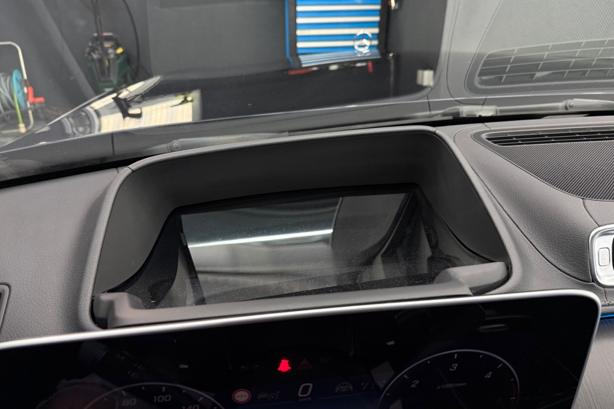 Ponuka vozidiel / Mercedes-Benz S trieda Sedan 350 d 4MATIC A/T - video