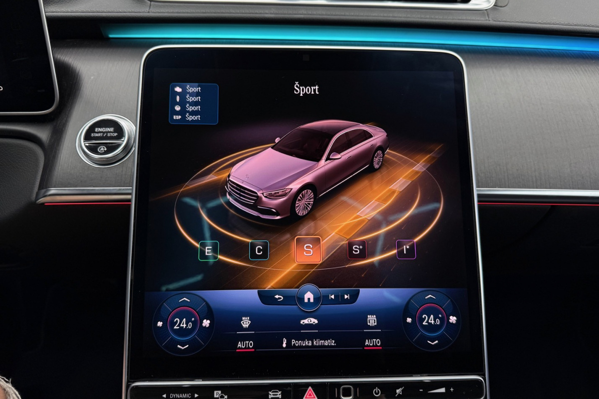 Ponuka vozidiel / Mercedes-Benz S trieda Sedan 350 d 4MATIC A/T - video