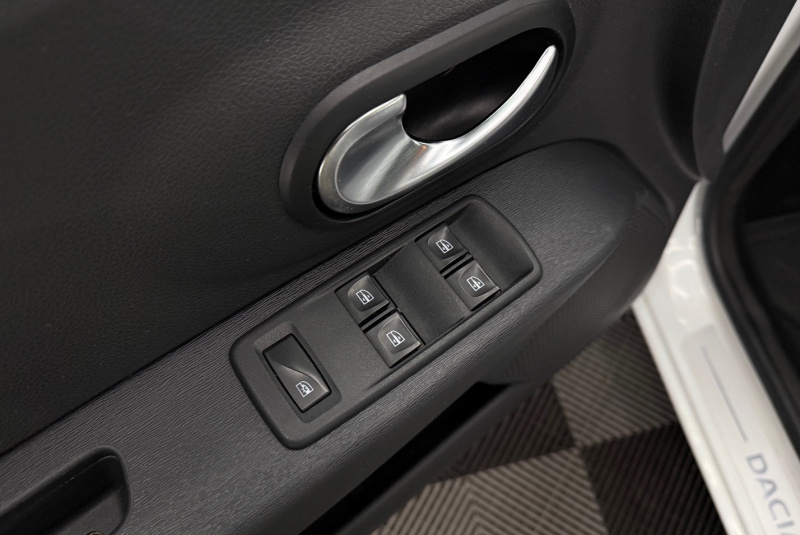  Ponuka vozidiel / Dacia Lodgy 1.6 SCe Access - video