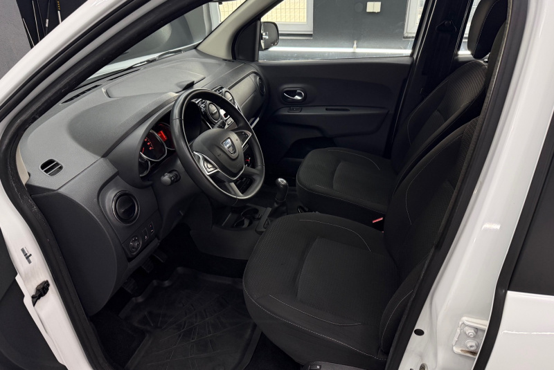  Ponuka vozidiel / Dacia Lodgy 1.6 SCe Access - video