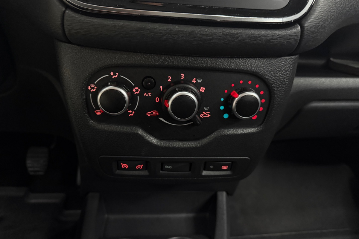 Ponuka vozidiel / Dacia Lodgy 1.6 SCe Access - video