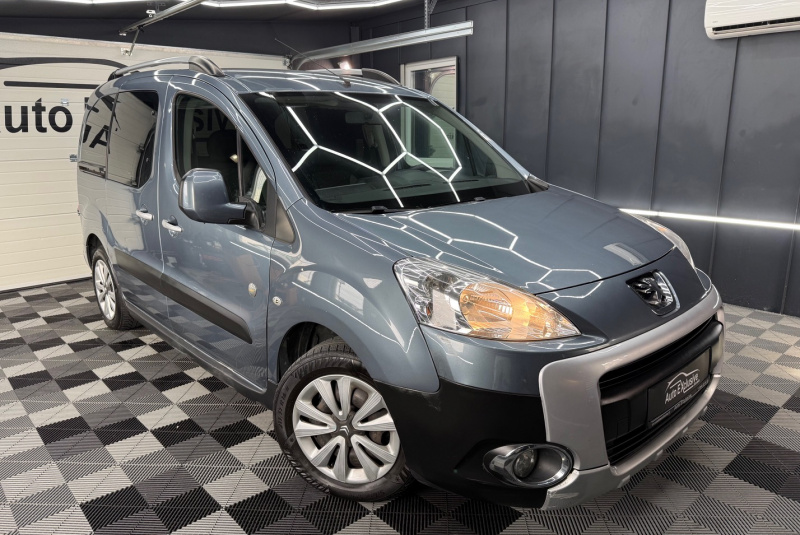 Ponuka vozidiel / Peugeot Partner Tepee 1.6 HDi FAP 92k Happy Family - video Ponuka vozidiel / Peugeot Partner Tepee 1.6 HDi FAP 92k Happy Family - video