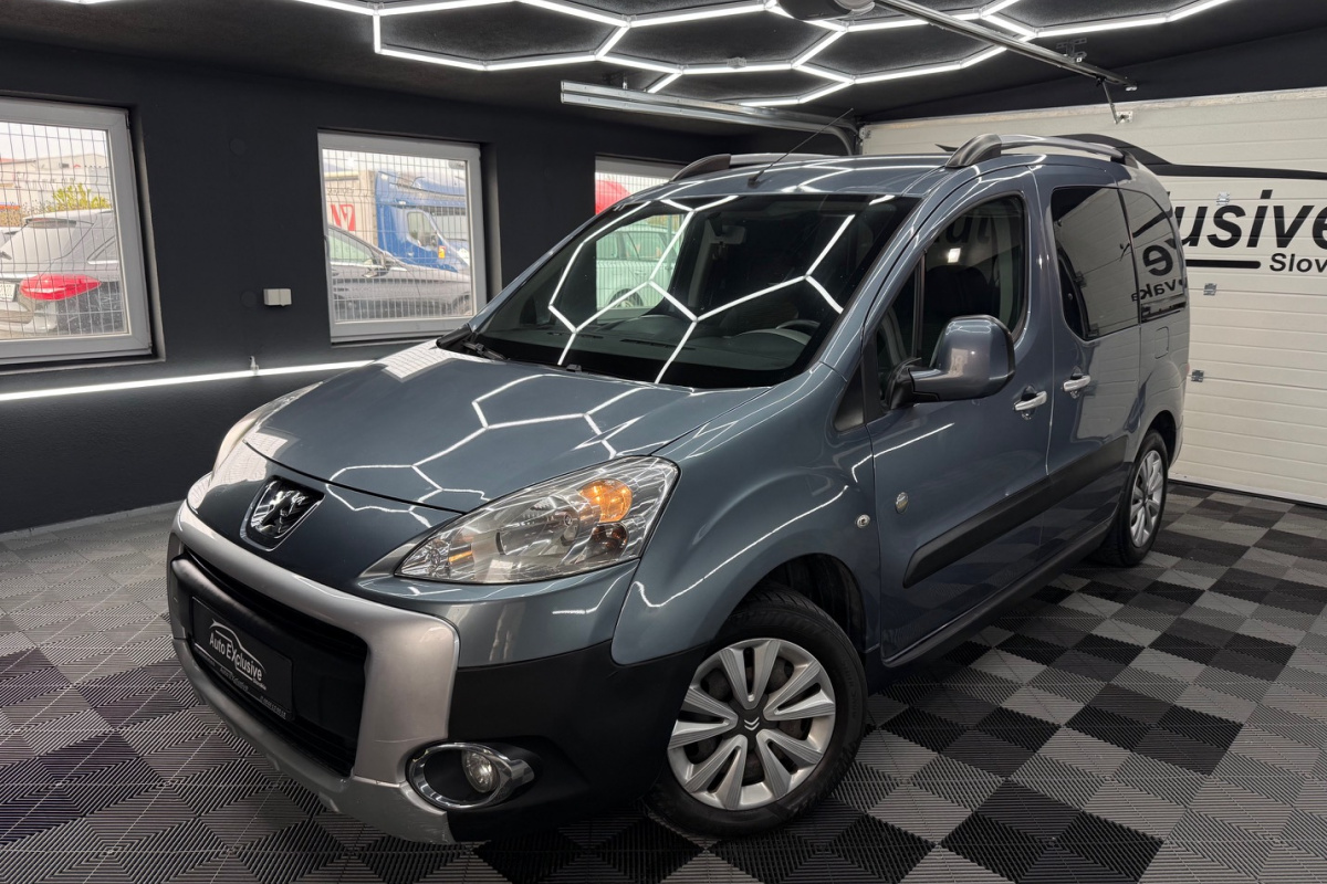 Ponuka vozidiel / Peugeot Partner Tepee 1.6 HDi FAP 92k Happy Family - video Ponuka vozidiel / Peugeot Partner Tepee 1.6 HDi FAP 92k Happy Family - video