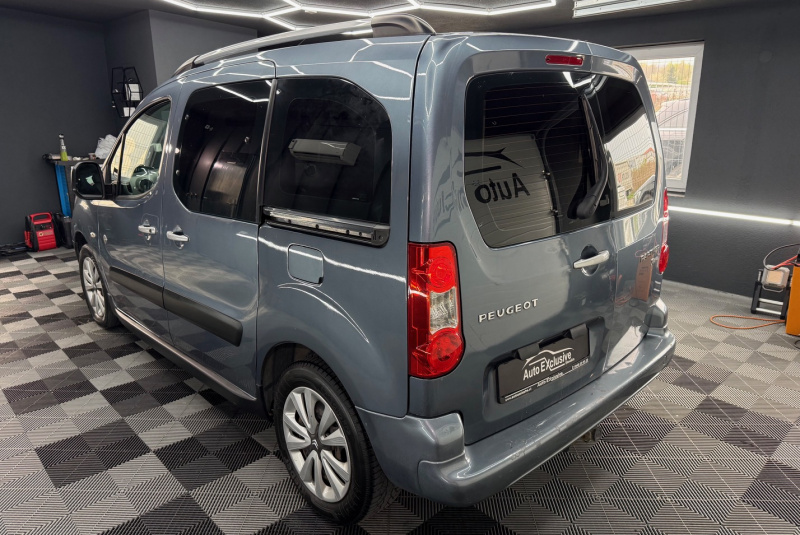  Ponuka vozidiel / Peugeot Partner Tepee 1.6 HDi FAP 92k Happy Family - video