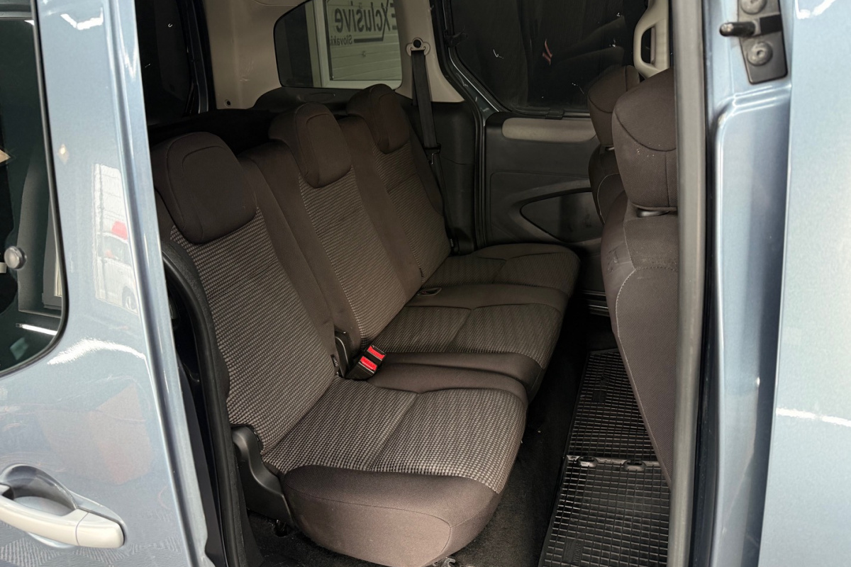 Ponuka vozidiel / Peugeot Partner Tepee 1.6 HDi FAP 92k Happy Family - video