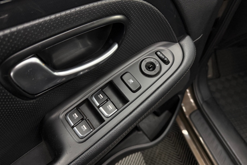  Ponuka vozidiel / Kia Carens 1.7 CRDi 141k Gold A7 - video