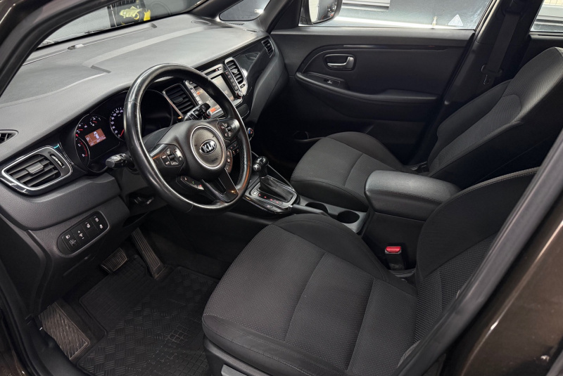 Ponuka vozidiel / Kia Carens 1.7 CRDi 141k Gold A7 - video Ponuka vozidiel / Kia Carens 1.7 CRDi 141k Gold A7 - video