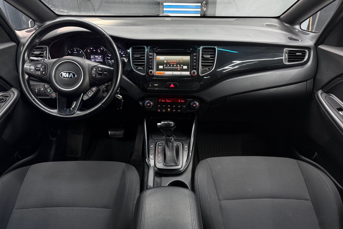 Ponuka vozidiel / Kia Carens 1.7 CRDi 141k Gold A7 - video Ponuka vozidiel / Kia Carens 1.7 CRDi 141k Gold A7 - video