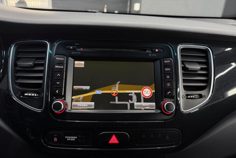  Ponuka vozidiel / Kia Carens 1.7 CRDi 141k Gold A7 - video