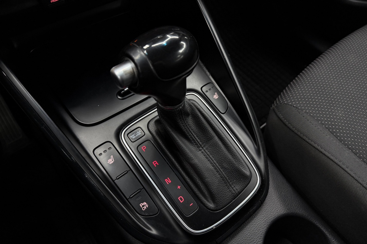 Ponuka vozidiel / Kia Carens 1.7 CRDi 141k Gold A7 - video Ponuka vozidiel / Kia Carens 1.7 CRDi 141k Gold A7 - video