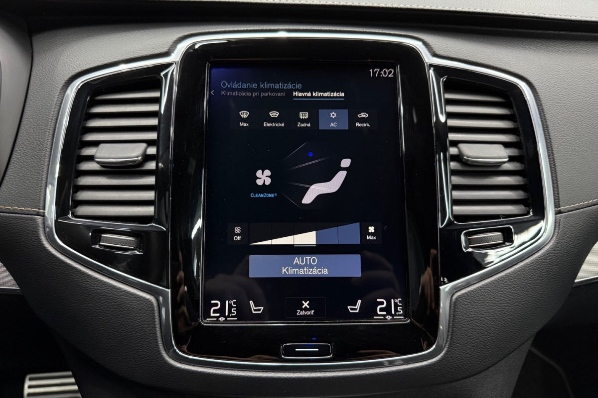 Ponuka vozidiel / Volvo XC90 D5 235k Drive-E R-Design AWD A/T - video