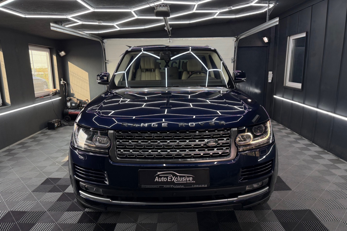 Ponuka vozidiel / Land Rover Range Rover Vogue 3.0 - video