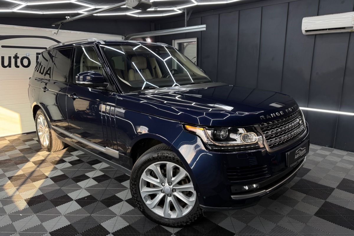 Ponuka vozidiel / Land Rover Range Rover Vogue 3.0 - video