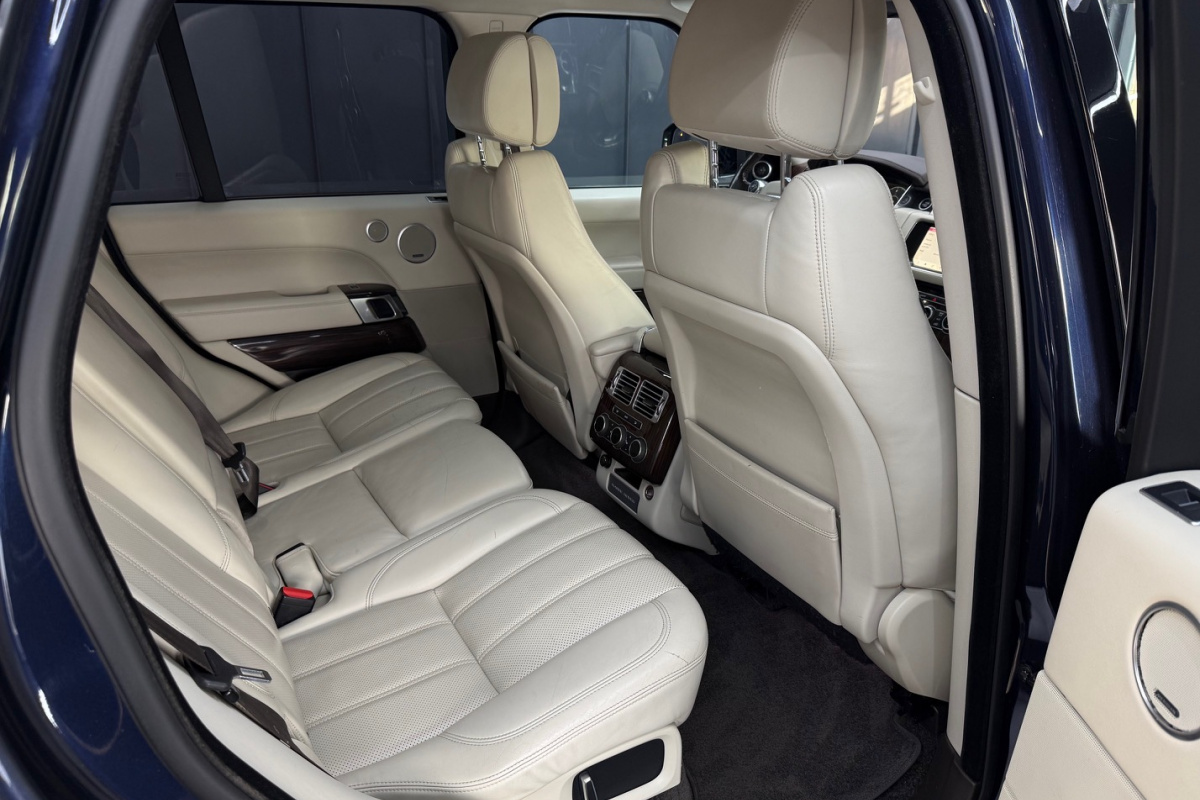 Ponuka vozidiel / Land Rover Range Rover Vogue 3.0 - video Ponuka vozidiel / Land Rover Range Rover Vogue 3.0 - video