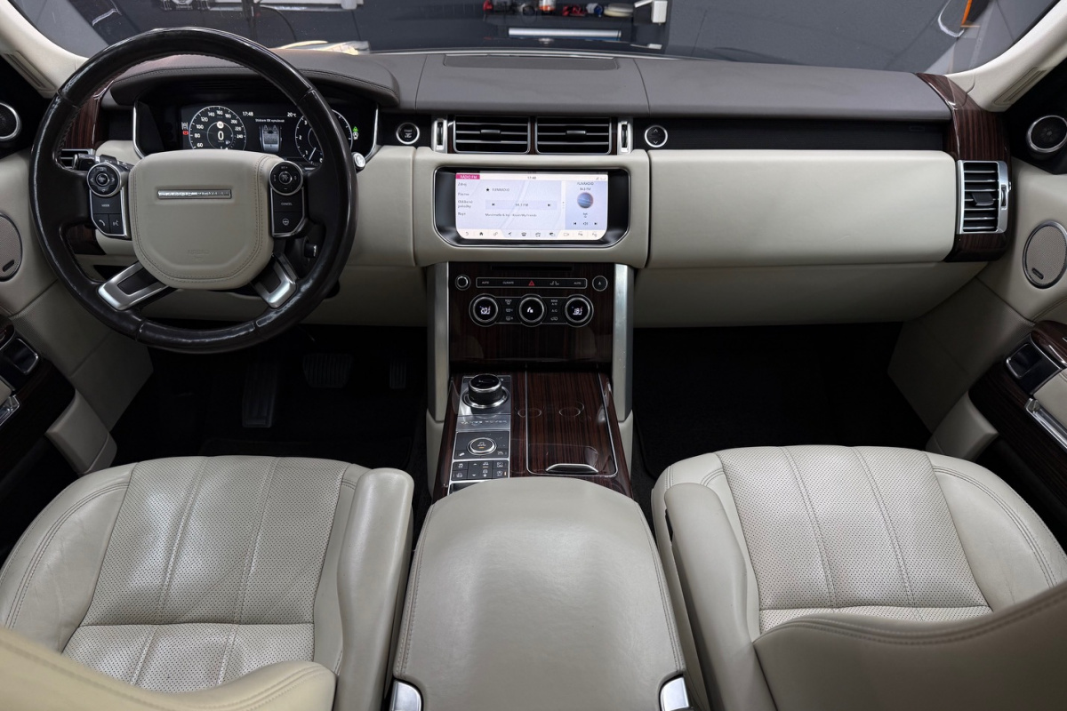 Ponuka vozidiel / Land Rover Range Rover Vogue 3.0 - video Ponuka vozidiel / Land Rover Range Rover Vogue 3.0 - video